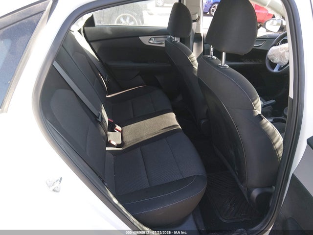 KIA Forte Lxs 2023 3KPF24AD3PE651010 Image 8