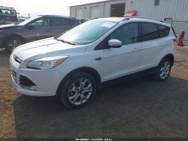 Ford Escape Titanium 2015 1FMCU9J95FUB63775 Image 2