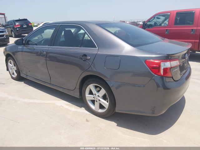 45698629 :رقم المزاد ، 4T1BF1FK0DU256588 vin ، 2013 Toyota Camry Se مزاد بيع