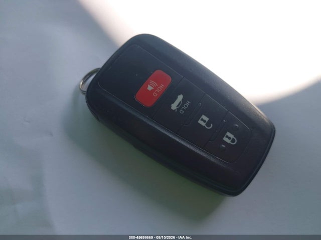 JTDEAMDE6NJ047728 Toyota Corolla Hybrid Le