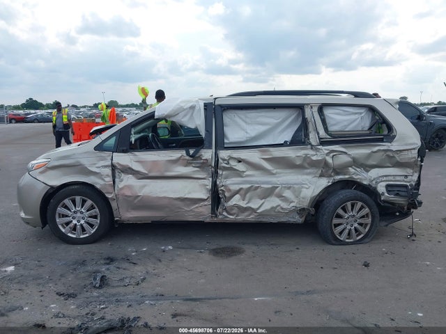 Aukcja sprzedaży 2017 Toyota Sienna Limited 7 Passenger, vin: 5TDDZ3DC4HS168469, numer aukcji: 45698706