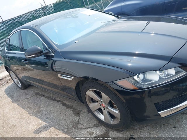 2018 Jaguar Xf 25t მანქანა იყიდება აუქციონზე, vin: SAJBS4FX6JCY54331, აუქციონის ნომერი: 45698714