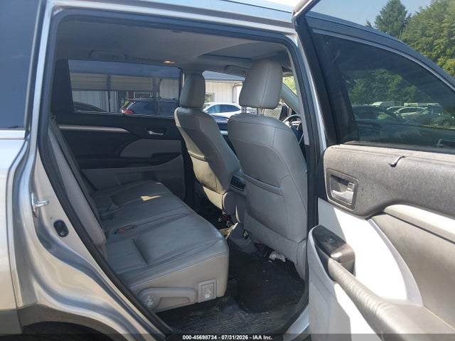45698734 :رقم المزاد ، 5TDJKRFH2FS153291 vin ، 2015 Toyota Highlander Xle V6 مزاد بيع