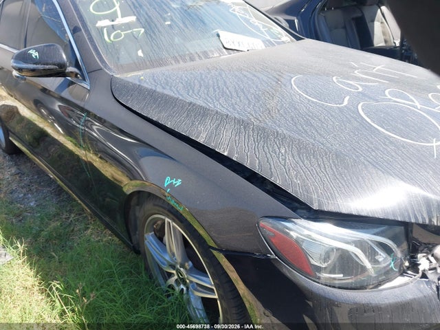 Продажа на аукционе авто 2018 Mercedes-benz E 300, vin: WDDZF4JBXJA427121, номер лота: 45698738