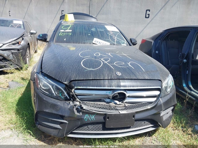 Продажа на аукционе авто 2018 Mercedes-benz E 300, vin: WDDZF4JBXJA427121, номер лота: 45698738
