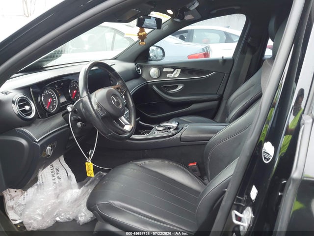 Продажа на аукционе авто 2018 Mercedes-benz E 300, vin: WDDZF4JBXJA427121, номер лота: 45698738
