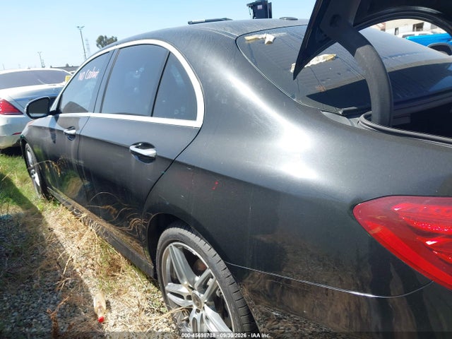 Продажа на аукционе авто 2018 Mercedes-benz E 300, vin: WDDZF4JBXJA427121, номер лота: 45698738