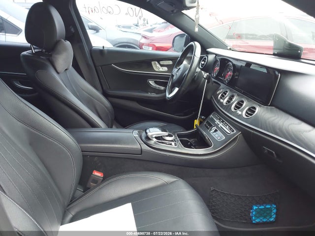 Продажа на аукционе авто 2018 Mercedes-benz E 300, vin: WDDZF4JBXJA427121, номер лота: 45698738