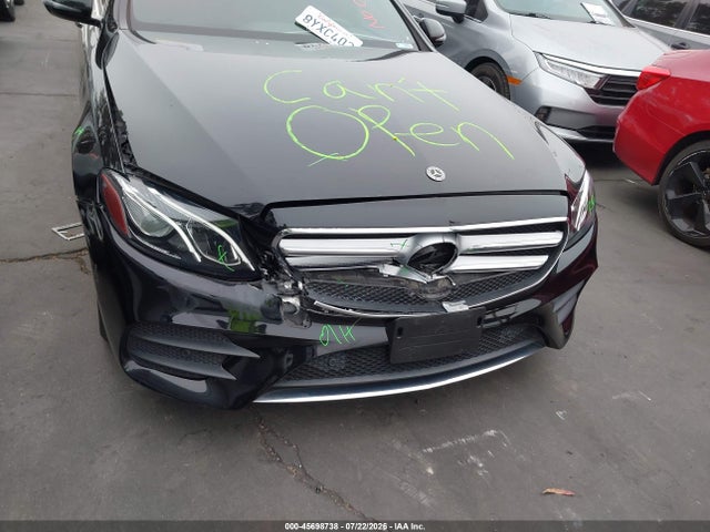 Продажа на аукционе авто 2018 Mercedes-benz E 300, vin: WDDZF4JBXJA427121, номер лота: 45698738