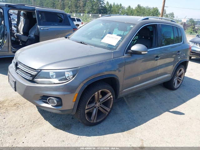 Продажа на аукционе авто 2016 Volkswagen Tiguan R-line, vin: WVGAV7AXXGW616897, номер лота: 45698759