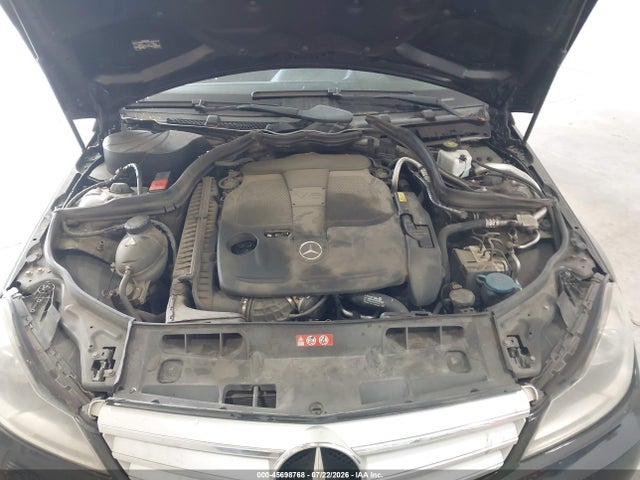 45698768 :رقم المزاد ، WDDGF8AB2DR244302 vin ، 2013 Mercedes-benz C 300 Sport 4matic مزاد بيع