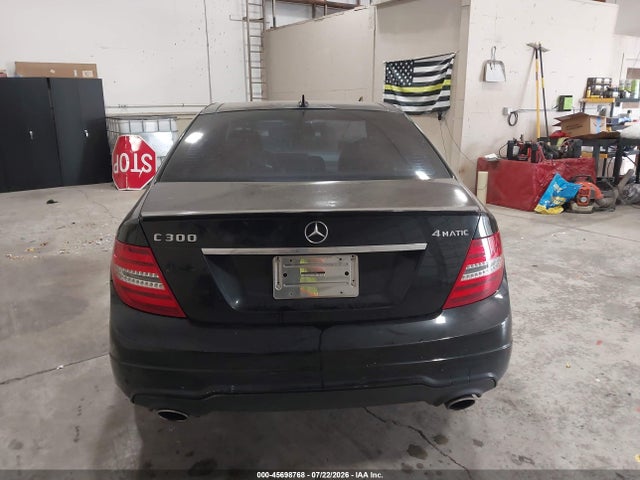 45698768 :رقم المزاد ، WDDGF8AB2DR244302 vin ، 2013 Mercedes-benz C 300 Sport 4matic مزاد بيع