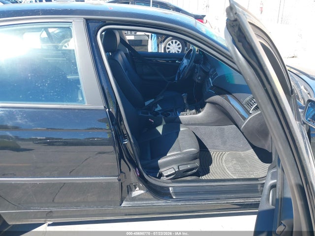 45698770 :رقم المزاد ، WBAAV33411EE26855 vin ، 2001 Bmw 325i مزاد بيع