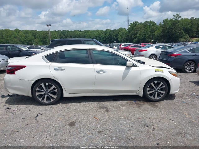 Продаж на аукціоні авто 2017 Nissan Altima 2.5 Sr, vin: 1N4AL3AP9HC499244, номер лоту: 45698858