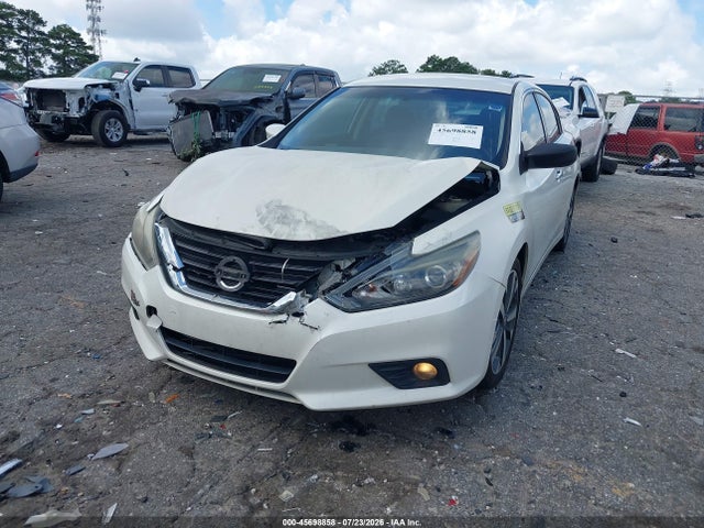 Продаж на аукціоні авто 2017 Nissan Altima 2.5 Sr, vin: 1N4AL3AP9HC499244, номер лоту: 45698858