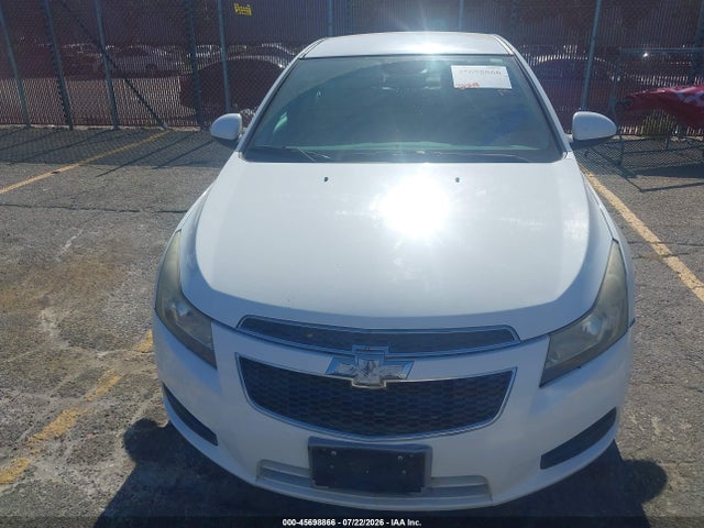 1G1PC5SB4E7250298 Chevrolet Cruze 1lt Auto