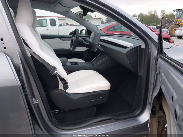 Продаж на аукціоні авто 2026 Tesla Model Y All-wheel Drive/long Range Launch Series/premium All-wheel Drive, vin: 7SAYGDEE5TF454781, номер лоту: 45698900