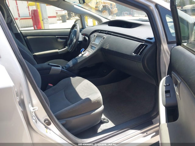 JTDKN3DU9E0391665 Toyota Prius Three