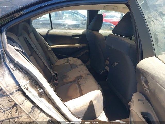 5YFB4MDE8SP354125 Toyota COROLLA LE