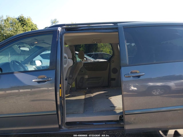 2007 Toyota Sienna Ce/le მანქანა იყიდება აუქციონზე, vin: 5TDZK23C17S039593, აუქციონის ნომერი: 45698905