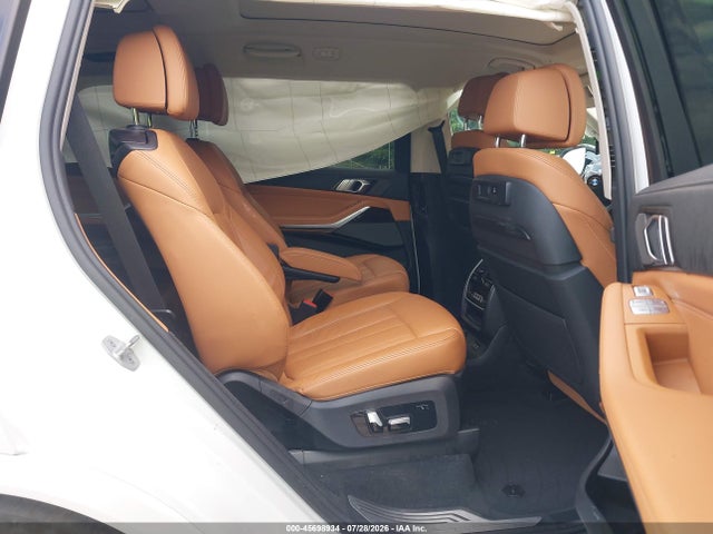 2021 Bmw X7 Xdrive40i მანქანა იყიდება აუქციონზე, vin: 5UXCW2C09M9E40756, აუქციონის ნომერი: 45698934
