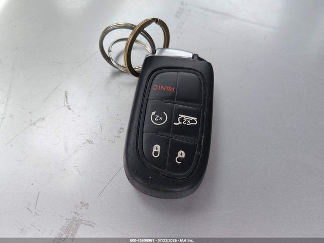 45698961 :رقم المزاد ، 1C4PJLCS7EW105858 vin ، 2014 Jeep Cherokee Latitude مزاد بيع