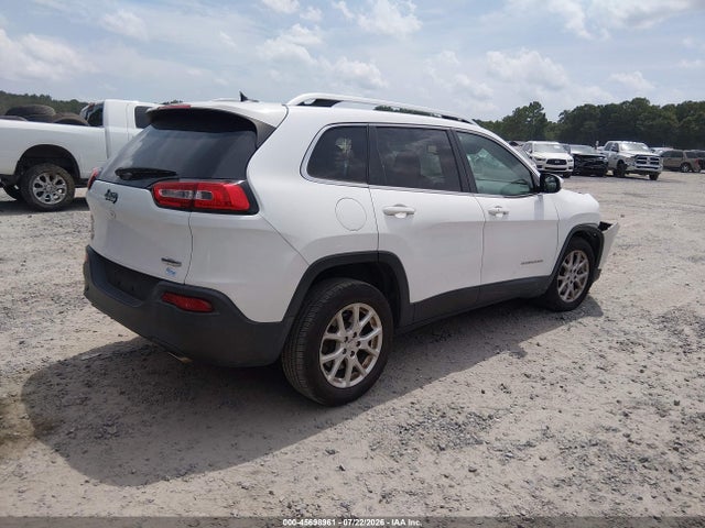 45698961 :رقم المزاد ، 1C4PJLCS7EW105858 vin ، 2014 Jeep Cherokee Latitude مزاد بيع