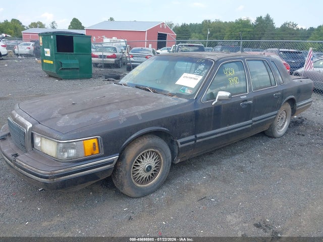 Продажа на аукционе авто 1993 Lincoln Town Car Cartier, vin: 1LNLM83W0PY742969, номер лота: 45698980