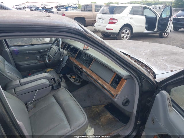 Продажа на аукционе авто 1993 Lincoln Town Car Cartier, vin: 1LNLM83W0PY742969, номер лота: 45698980