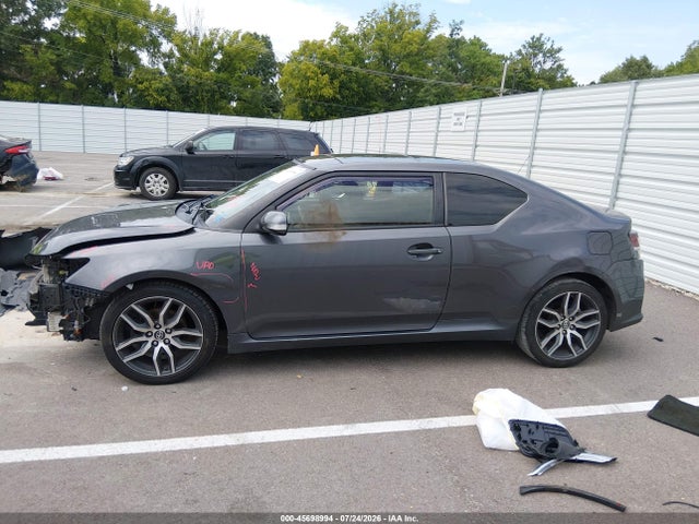 45698994 :رقم المزاد ، JTKJF5C77FJ005040 vin ، 2015 Scion Tc مزاد بيع