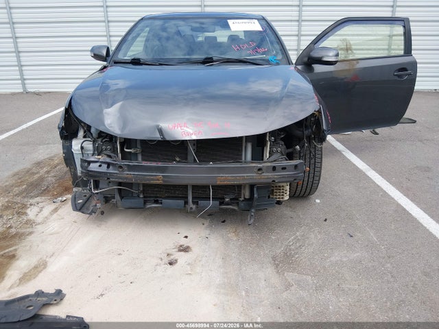 45698994 :رقم المزاد ، JTKJF5C77FJ005040 vin ، 2015 Scion Tc مزاد بيع
