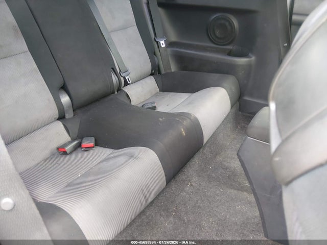 45698994 :رقم المزاد ، JTKJF5C77FJ005040 vin ، 2015 Scion Tc مزاد بيع