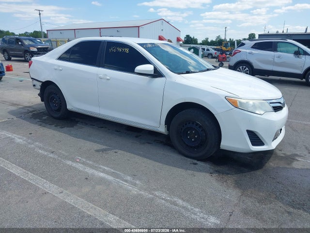 2014 4T4BF1FK2ER433715 main image