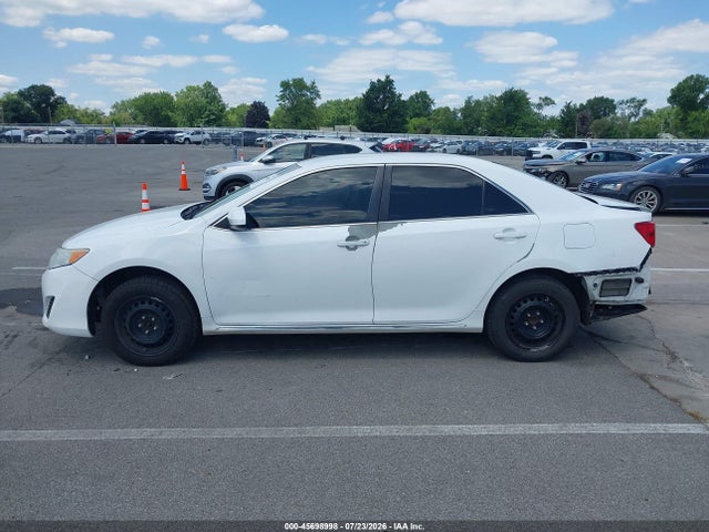 Toyota CAMRY LE 2014 4T4BF1FK2ER433715 Image 14