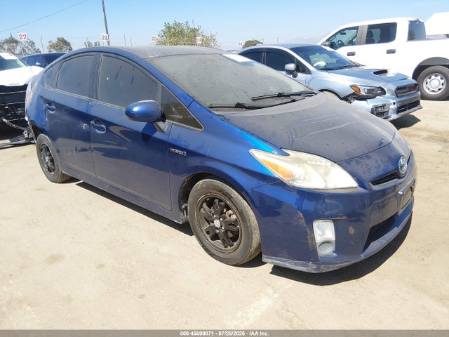 45699071 :رقم المزاد ، JTDKN3DU1A0075686 vin ، 2010 Toyota Prius Iii مزاد بيع