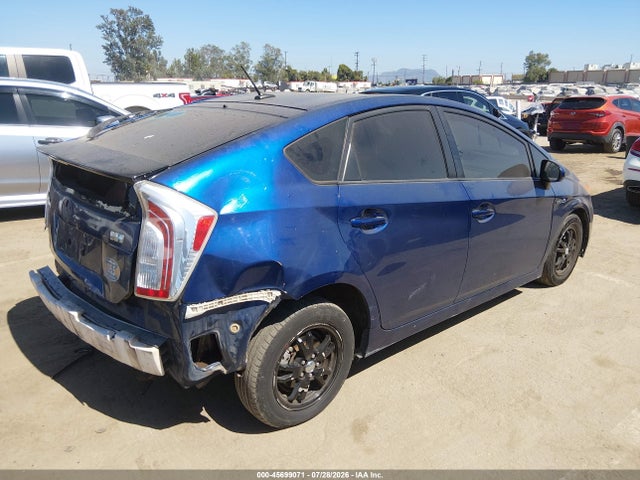 45699071 :رقم المزاد ، JTDKN3DU1A0075686 vin ، 2010 Toyota Prius Iii مزاد بيع