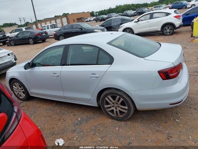 2017 Volkswagen Jetta 1.4t S მანქანა იყიდება აუქციონზე, vin: 3VW2B7AJ1HM323983, აუქციონის ნომერი: 45699075