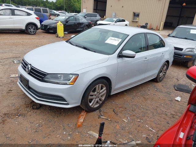 2017 Volkswagen Jetta 1.4t S მანქანა იყიდება აუქციონზე, vin: 3VW2B7AJ1HM323983, აუქციონის ნომერი: 45699075
