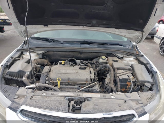 1G1PA5SGXF7270719 Chevrolet Cruze Ls Auto