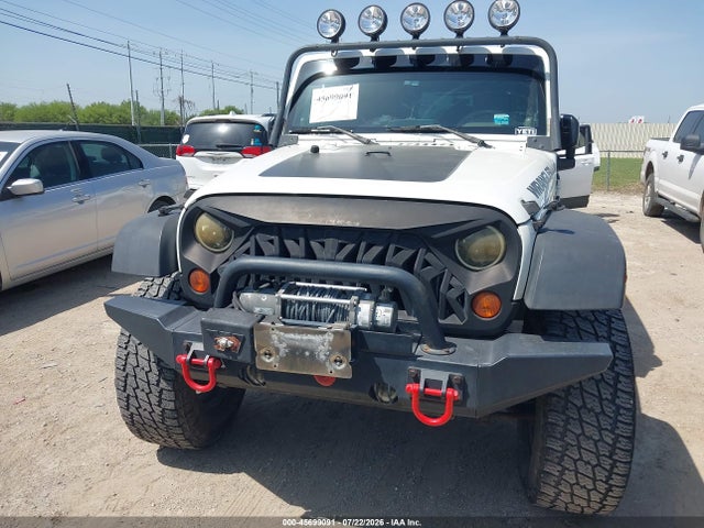 45699091 :رقم المزاد ، 1J4BA3H17AL105150 vin ، 2010 Jeep Wrangler Unlimited Sport مزاد بيع