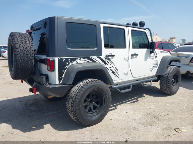45699091 :رقم المزاد ، 1J4BA3H17AL105150 vin ، 2010 Jeep Wrangler Unlimited Sport مزاد بيع