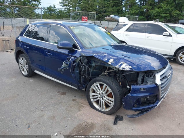 45699128 :رقم المزاد ، WA1BNAFY4J2004906 vin ، 2018 Audi Q5 2.0t Premium/2.0t Tech Premium مزاد بيع