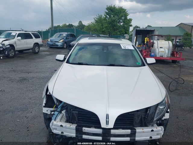 Продажа на аукционе авто 2015 Lincoln Mks, vin: 1LNHL9DK7FG607986, номер лота: 45699169