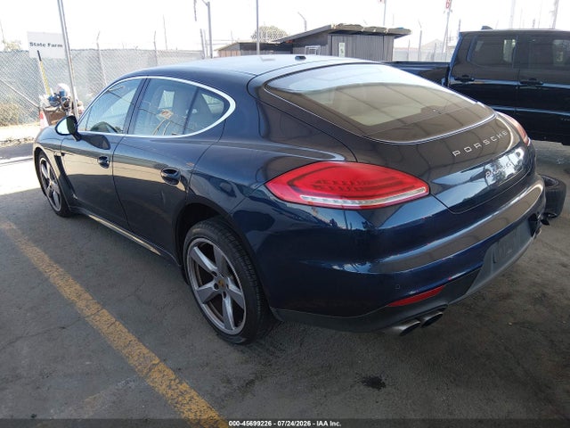 WP0AB2A73FL050274 Porsche Panamera 4s