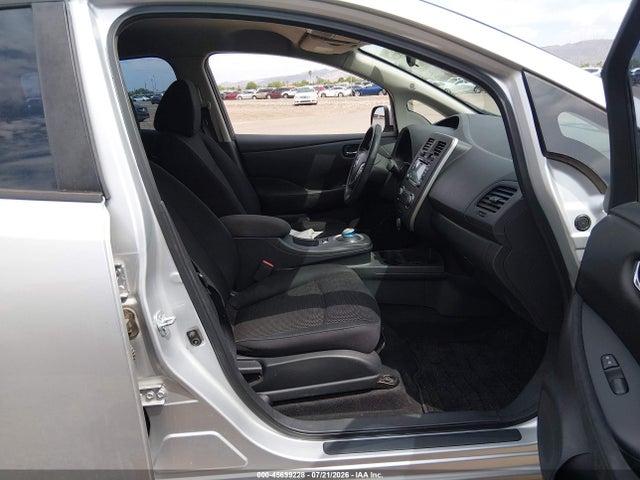 Nissan LEAF S 2017 1N4BZ0CP0HC306252 Image 5