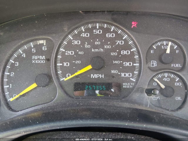 2000 Gmc Sierra 1500 Sl მანქანა იყიდება აუქციონზე, vin: 1GTEC14W7YE316382, აუქციონის ნომერი: 45699252