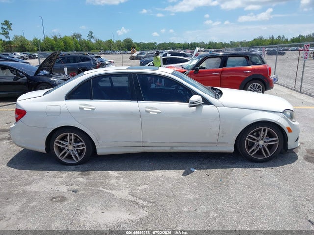 Aukcja sprzedaży 2013 Mercedes-benz C 250 Sport, vin: WDDGF4HB5DR285814, numer aukcji: 45699256