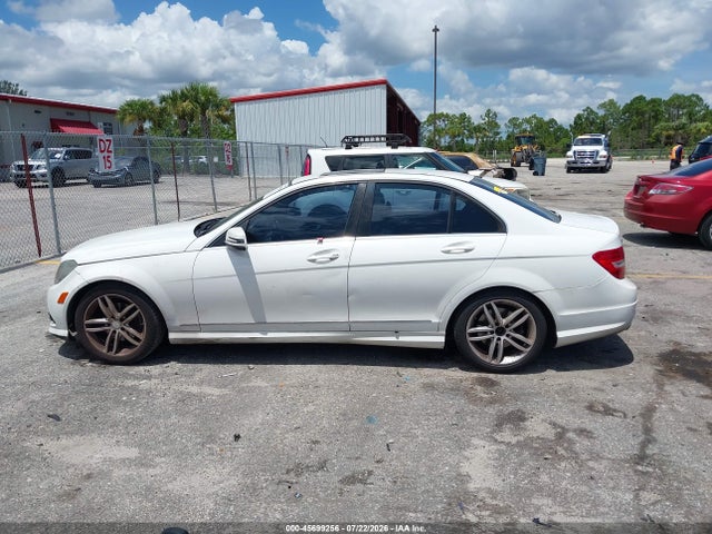 Aukcja sprzedaży 2013 Mercedes-benz C 250 Sport, vin: WDDGF4HB5DR285814, numer aukcji: 45699256