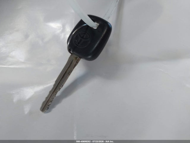 45699282 :رقم المزاد ، 5TENX22N56Z236030 vin ، 2006 Toyota Tacoma مزاد بيع