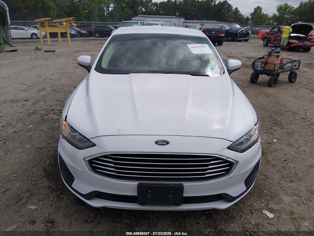 2019 Ford Fusion Hybrid Se მანქანა იყიდება აუქციონზე, vin: 3FA6P0LU4KR264013, აუქციონის ნომერი: 45699307